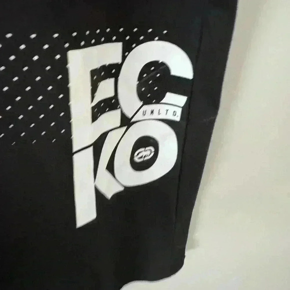 Écho  unlimited NWT t-shirt - Picture 5 of 7